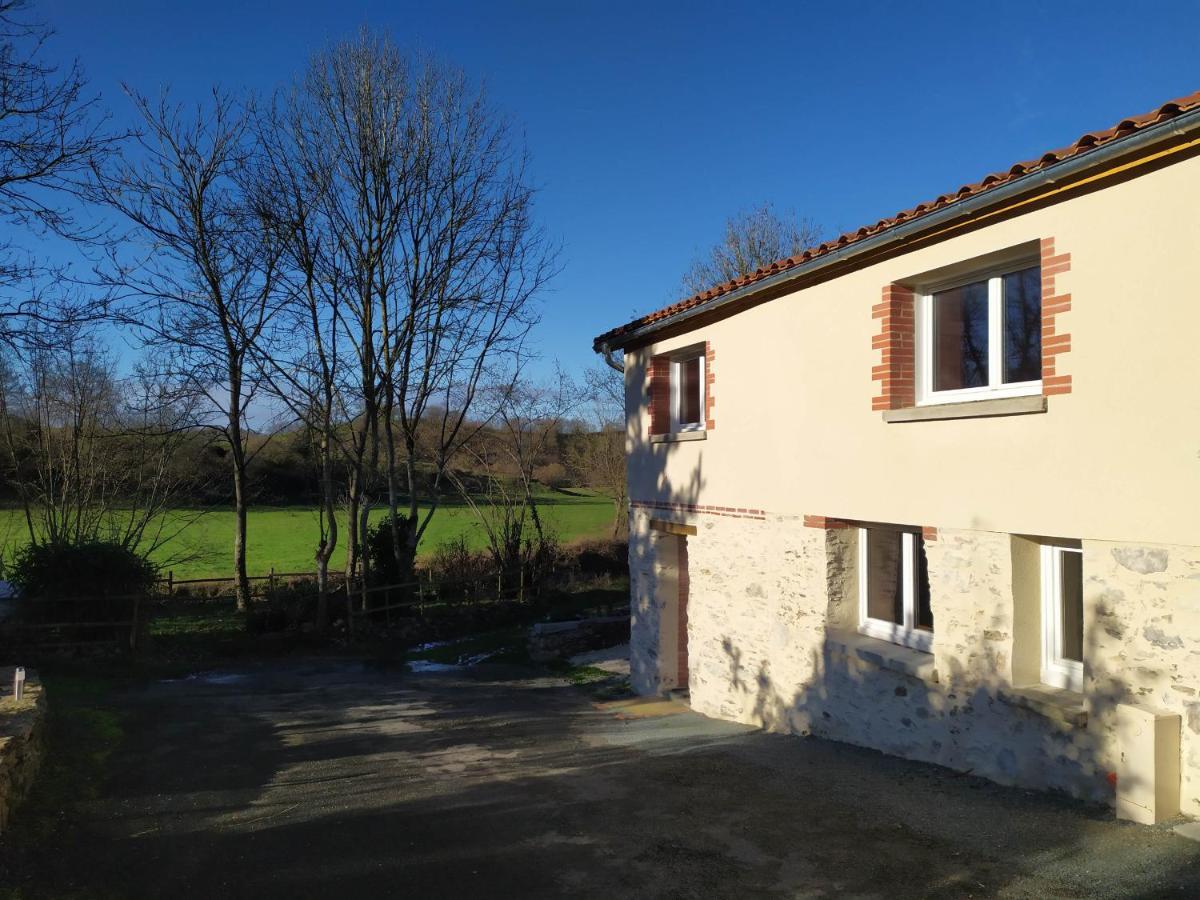 Villa Au Fil de l'Eau à Le Boupère Extérieur photo